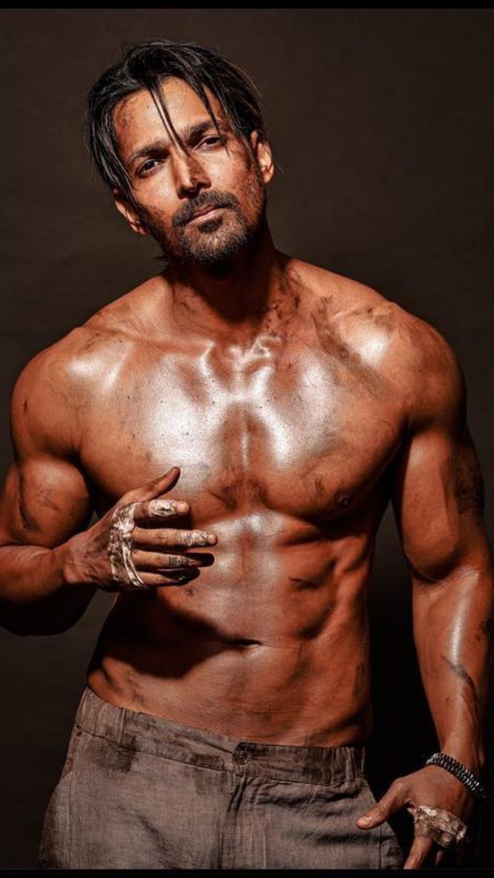 Caveman Diet को फॉलो करके खुद को इस तरह से फिट रखते हैं, Harshvardhan Rane